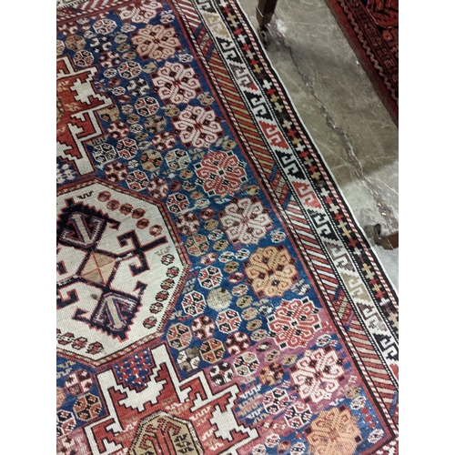 50 - A Shirvan rug, 126 x 102cm