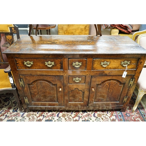 60 - A mid 18th century oak dresser base, length 140cm, depth 55cm, height 88cm