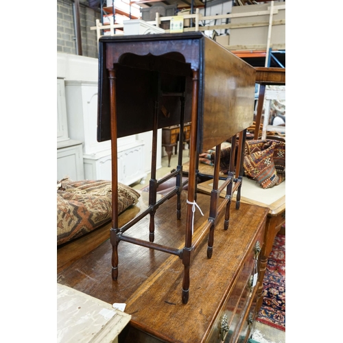 62 - An Edwardian mahogany spider leg table, width 83cm, depth 29cm, height 72cm