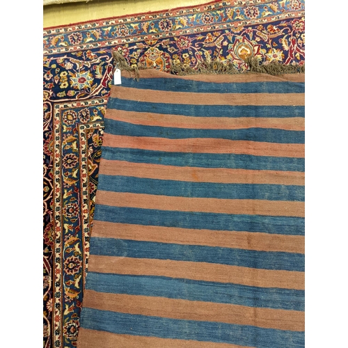 72 - An Afghan Kelim carpet, 285 x 190cm