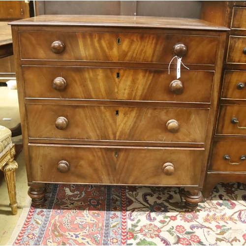 93 - A small Victorian mahogany chest of four drawers, width 78cm, depth 49cm, height 80cm