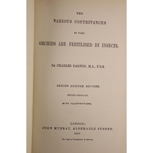 134 - °  Darwin, Charles - 6 works - The Origin of Species, 6th edition, with folding table, 1886; The Var... 