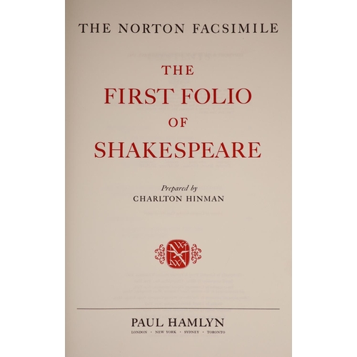 240 - °  Shakespeare, William - The Norton Facsimile: the First Folio of Shakespeare. Prepared by Charlton... 