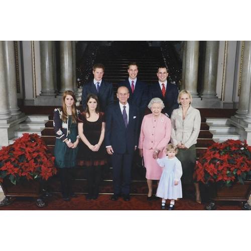 7 - Elizabeth II, Queen of England,  Philip, Prince, Duke of Edinburgh  - a collection of 9 colour photo... 