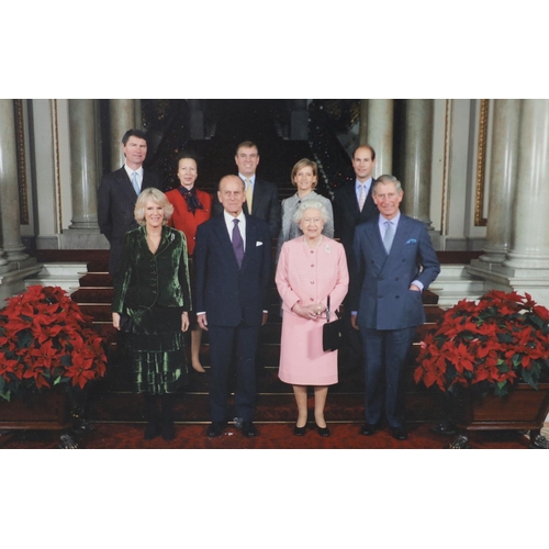 7 - Elizabeth II, Queen of England,  Philip, Prince, Duke of Edinburgh  - a collection of 9 colour photo... 