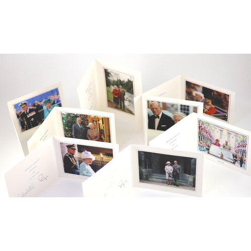 7 - Elizabeth II, Queen of England,  Philip, Prince, Duke of Edinburgh  - a collection of 9 colour photo... 