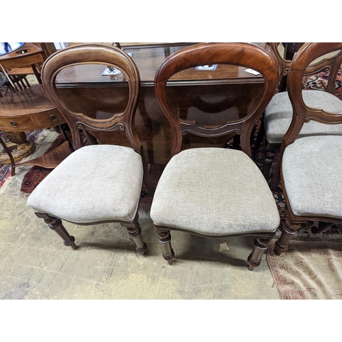 173 - A set of six Victorian balloon back dining chairs