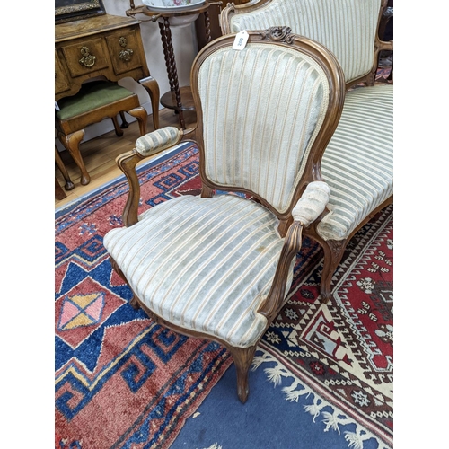 200 - A French three piece salon suite