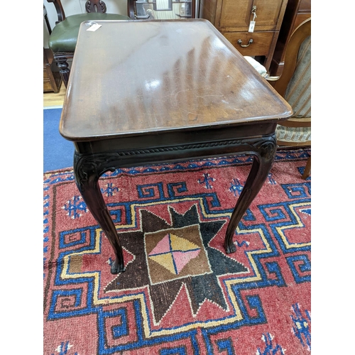 202 - A George II mahogany silver table, width 83cm, depth 55cm, height 69cm