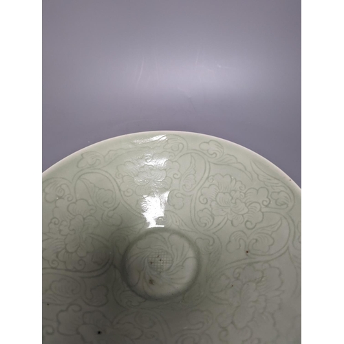 258 - A 19th century Chinese sgraffito celadon glazed dish, diameter 26cm