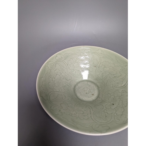 258 - A 19th century Chinese sgraffito celadon glazed dish, diameter 26cm