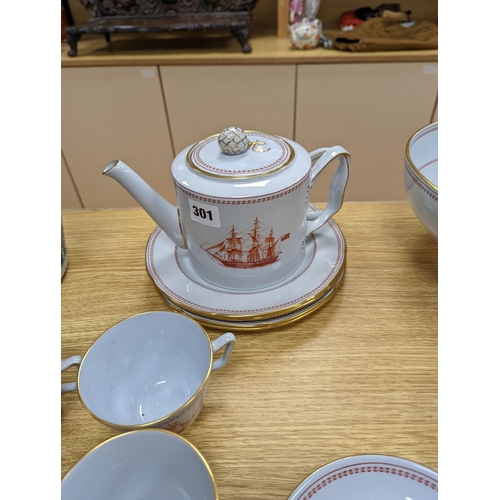 316 - A Spode 'Tradewinds' fruit bowl and matching tea service for six settings