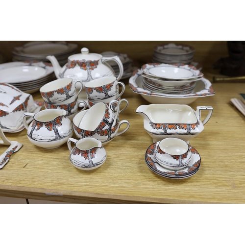 420 - Crown Ducal 'Orange Tree' tea and dinner ware