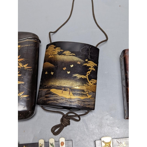 531 - A 19th century Japanese lacquer inro, similar cigar case, two bezique markers and a birch bark case,... 