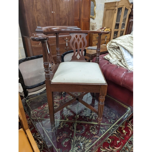 90 - A George III mahogany corner elbow chair, width 76cm, depth 64cm, height 81cm