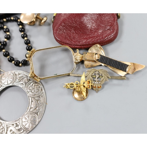 946 - Mixed jewellery including two 9ct gold studs, a 9ct gold and enamel brooch, gross 5 grams and other ... 