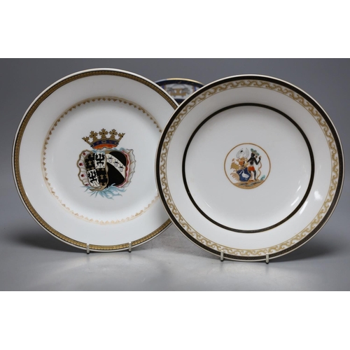 346 - A Samson armorial plate, 24cm., and two other armorial plates