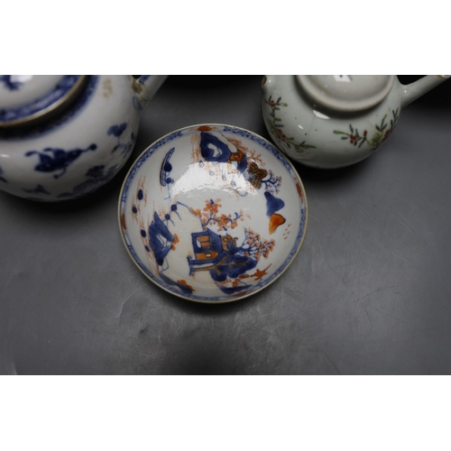 356 - 18th century Chinese Export porcelain - wucai bowl (19cm.) two famille rose bowls etc. (6)... 