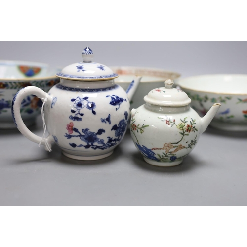 356 - 18th century Chinese Export porcelain - wucai bowl (19cm.) two famille rose bowls etc. (6)... 