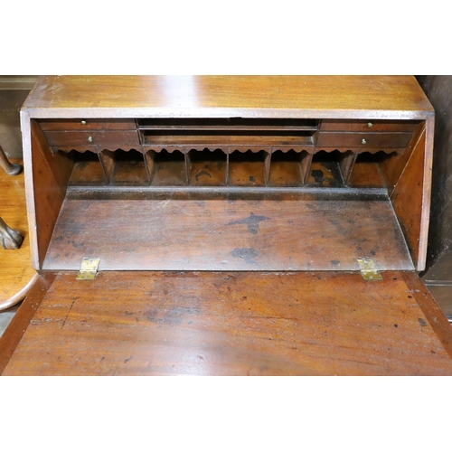 12 - A late Victorian rectangular mahogany centre table, width 105cm, depth 56cm, height 62cm... 