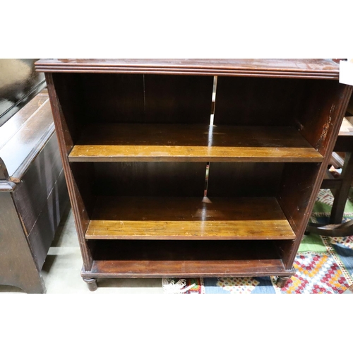 22 - A small Regency style mahogany open bookcase, length70cm, depth 24cm, height 98cm