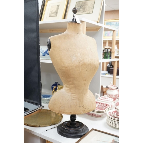 1370 - An early Stockman shop-keeper's mannequin or tailor’s dummy, 84 cm high