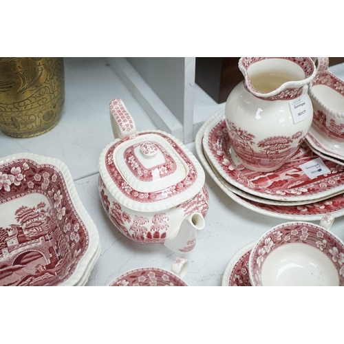 1371 - A Spode Pink Tower pattern part dinner service