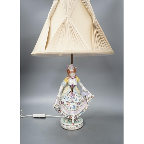1411 - A German porcelain ‘dancing lady’ lamp