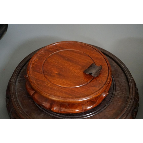 1577 - Chinese and Oriental hardwood stands