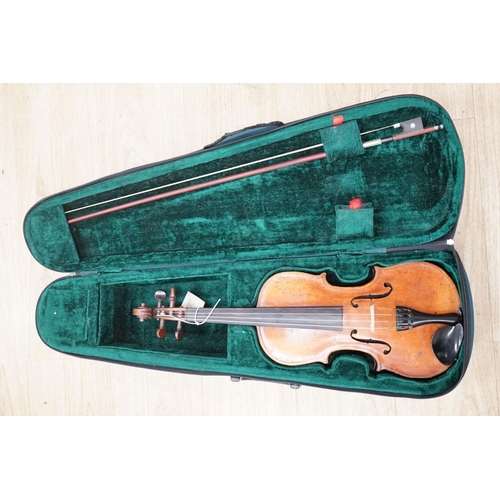 1584 - A 19th century Violin, lob. 35.5cm and bow in case
