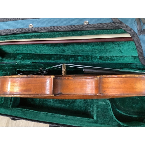 1584 - A 19th century Violin, lob. 35.5cm and bow in case
