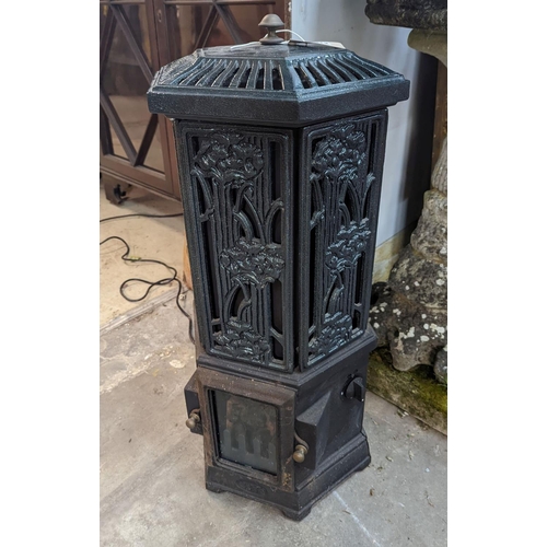 1012 - A Victorian style Esse Firemaster Solo hexagonal electric cast iron framed conservatory heater, heig... 