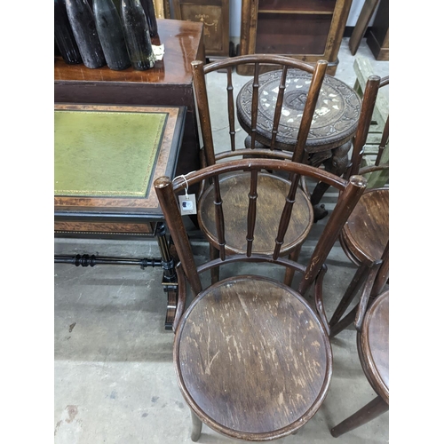 1062 - A set of four Czechoslovakian bentwood chairs