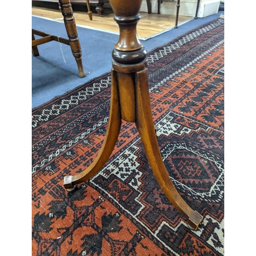 1082 - A Sheraton revival satinwood tripod table, with inlaid octagonal top, width 30cm depth 26cm height 6... 