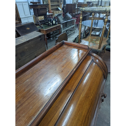 1119 - A Victorian walnut cylinder bureau, width 120cm, depth 62cm, height 110cm