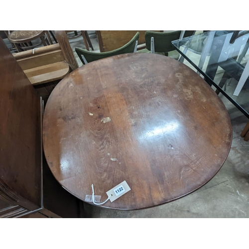 1122 - A Victorian circular mahogany tripod tea table, diameter 88cm, height 73cm