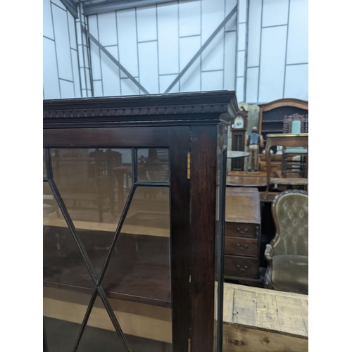 1143 - A reproduction George III style glazed mahogany two door display cabinet, width 108cm, depth 40cm, h... 