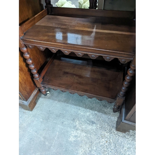 1152 - A Victorian mahogany four tier whatnot, width 59cm, depth 39cm, height 122cm