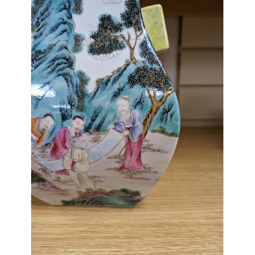 1291 - A Chinese famille rose arrow vase, Qianlong mark, 26cm