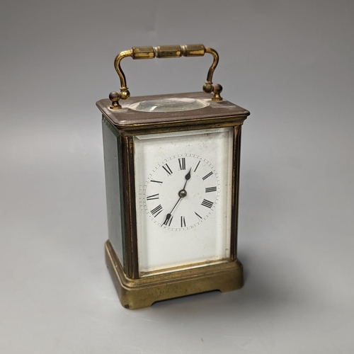 1326 - A French brass carriage timepiece 15cm