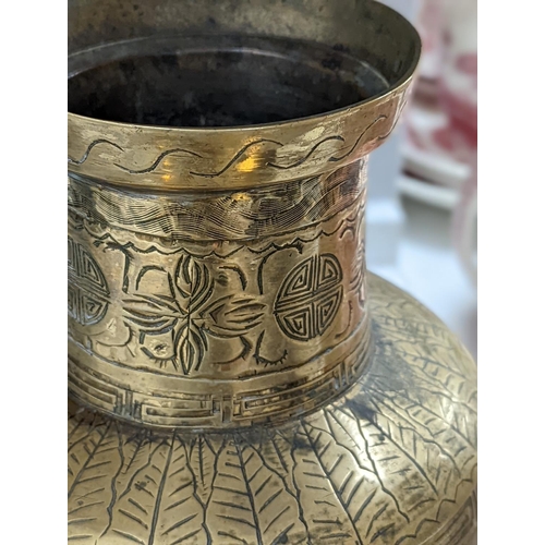 1380 - Two early 20th century Chinese bronze vases and a similar tray, 35cm diam.