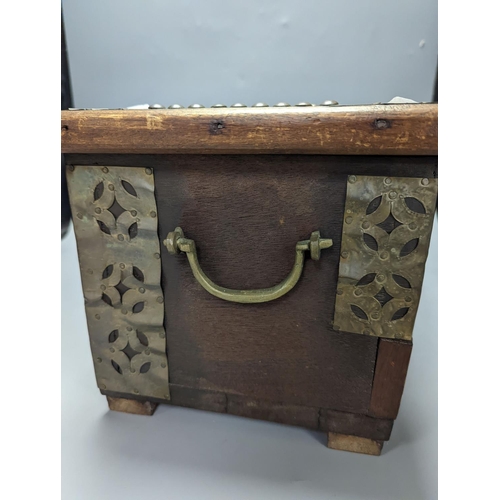 1402 - A miniature Zanzibar trunk 45cm