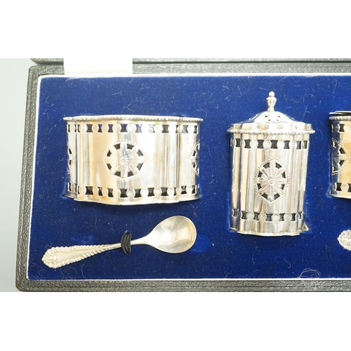 1812 - A modern cased three piece silver condiment set, by A. Chick & Sons Ltd, London, 1971.