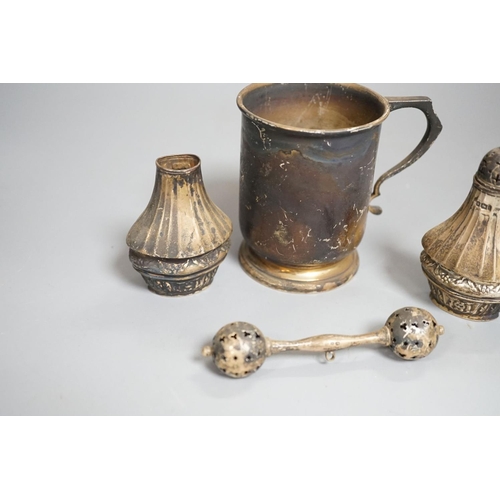 1823 - A 1930's silver christening mug, 85mm and three other items including a 9ct and white metal ring sha... 