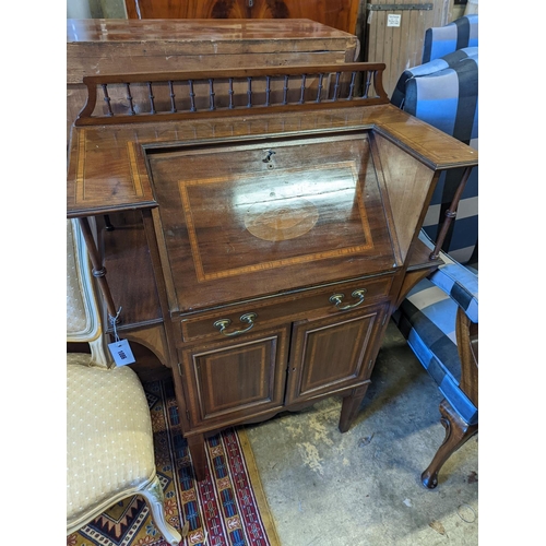 1086 - An Edwardian shell inlaid satinwood banded mahogany bureau, width 78cm, depth 39cm, height 108cm... 