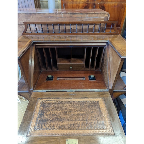 1086 - An Edwardian shell inlaid satinwood banded mahogany bureau, width 78cm, depth 39cm, height 108cm... 