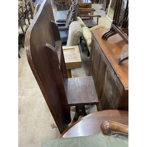 1079 - A Regency rectangular mahogany tilt top dining table, length 120cm, depth 79cm, height 72cm... 