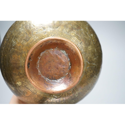 1266 - An 18th century Indian ganga jumna lota 18cm