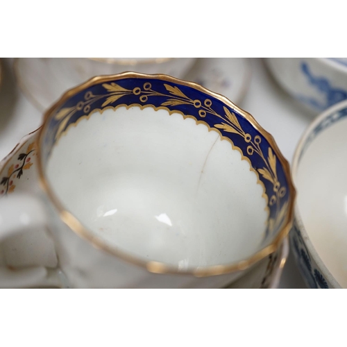 1293 - A selection of late 18th/early 19th century English porcelain tea and coffee wares including Worcest... 