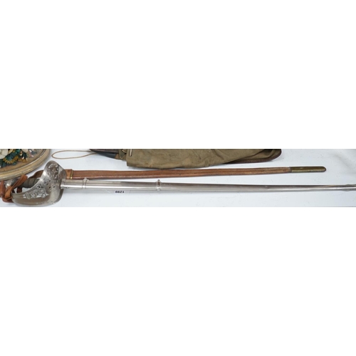 1299 - An Edward VII officers dress sword - 103cm long